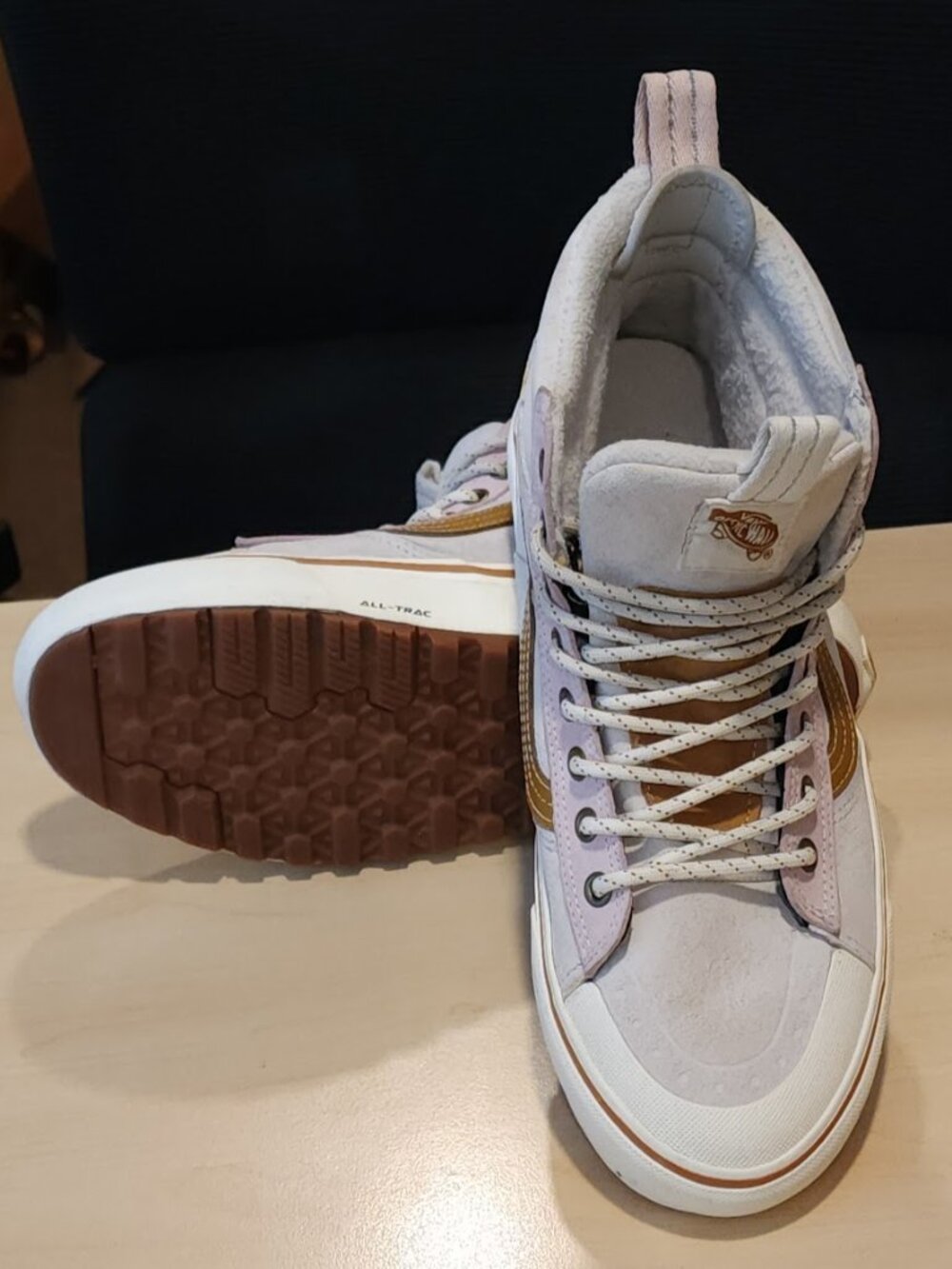 Vans Sk8-Hi MTE Men's size 8.5 Women's 10 US